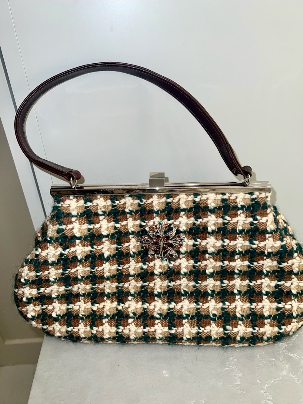 GLENDA GIES: Green,Brown & Cream Tweed Handbag with Decorative Brooch- LIKE NEW!